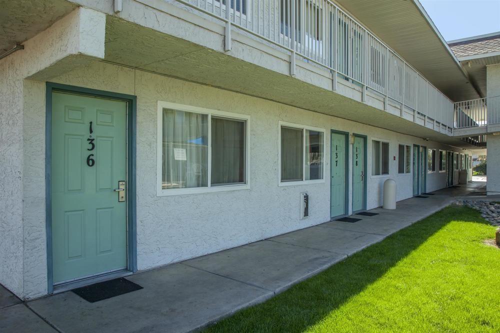 Motel 6 Mesa North Exteriör bild