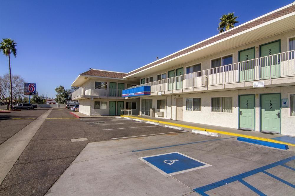 Motel 6 Mesa North Exteriör bild