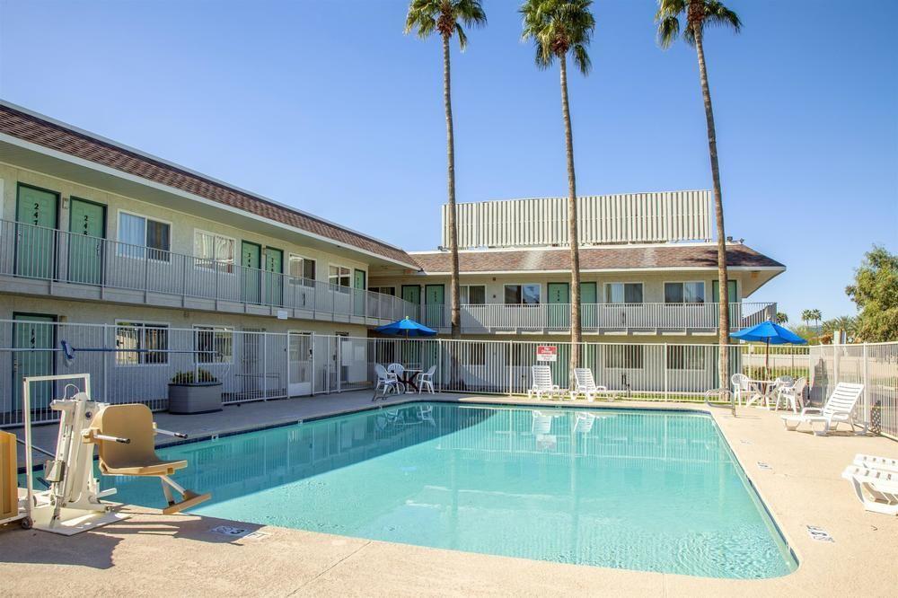 Motel 6 Mesa North Exteriör bild