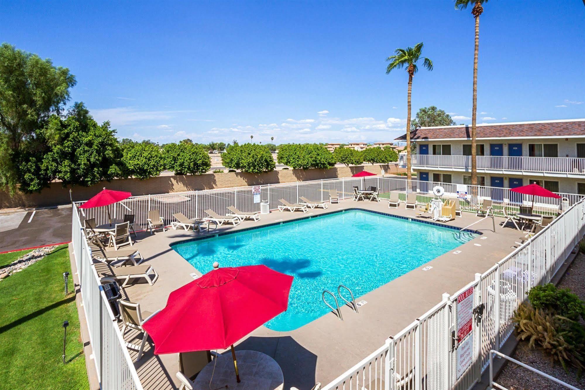 Motel 6 Mesa North Exteriör bild